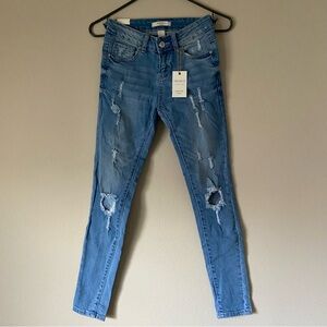 Forever 21 Medium Wash Low Rise Skinny Classic Denim Jeans Fall Girly